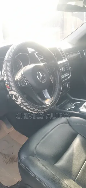 Mercedes-Benz 1722 2013 Gray