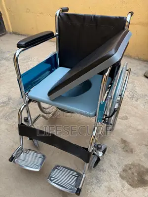 Commode Wheelchair