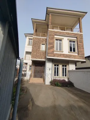 7bdrm Mansion in Asokoro for sale