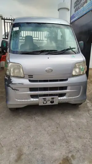 New Daihatsu Hijet 2010 Silver