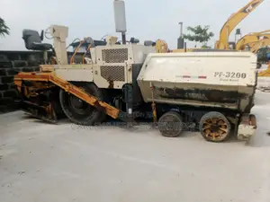 Foreign Used Ingersoll Rand Pf-3200 Blew Knox Ashpalt Paver.