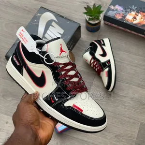 Authentic Quality Nike Air Jordan 1 X Supreme Luxury Sneakers