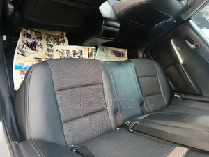 Toyota Camry SE V6 4dr Sedan (3.5L 6cyl 6A) 2012 Silver