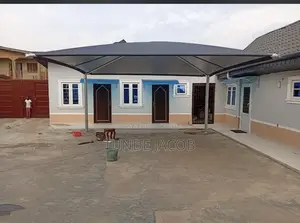 Carport Made With Full Galvanized Steel And Uv Waterproof Material