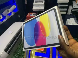 New Apple iPad (2025) 128 GB Blue