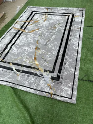 Center Table Rug Available 3by5 4by6 5by7 7by10