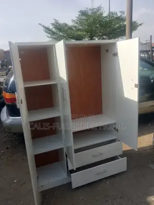 6ft X 4ft Wardrobe. Off White Color With 2 Drawers