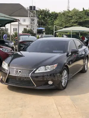 Lexus ES 2014 Brown