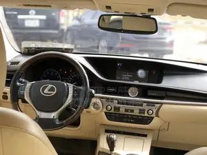 Lexus ES 2014 Brown
