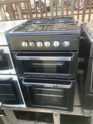 Clean Bosch Four Burner Gas Cooker