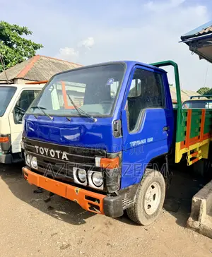 Toyota Dyna 150 Old Model Petrol Engine