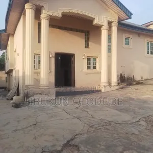 Furnished 3bdrm Bungalow in Goodwill Martins, Yakoyo/Alagbole for sale