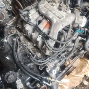 Nissan Pathfinder 1998.