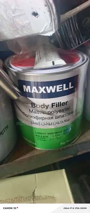 Maxwell Body Filler; Lightweight Polyester Putty