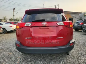 Toyota RAV4 Limited 4dr SUV AWD (2.5L 4cyl 6A) 2015 Red