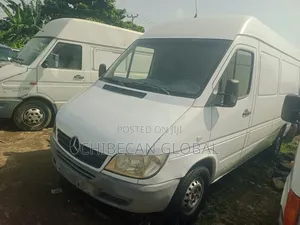 Mercedes-Benz Sprinter 2004 White