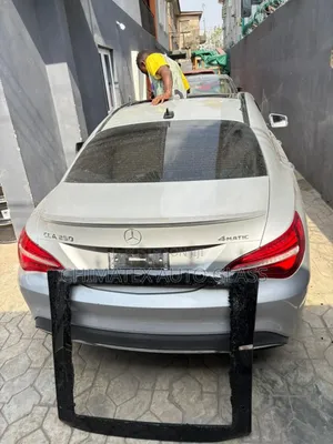 Mercedes Benze Cla250 2014 Panoramic Roof Glass Available