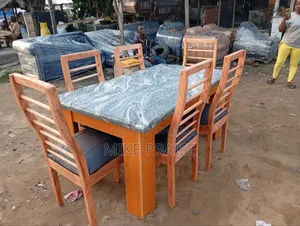 Quality 6 Seaters Dinning Table