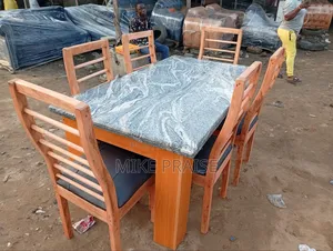 Quality 6 Seaters Dinning Table