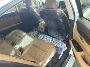 Lexus ES 350 FWD 2016 White