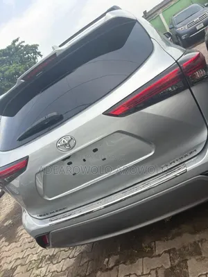 Toyota Highlander Platinum AWD 2020 Silver