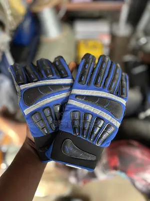 Heavy-Duty Impact-Resistant Work Gloves