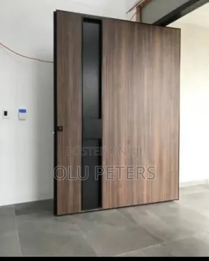 Pivot Door 4ft