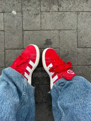 Step Up Your Sneakers Game With This Lovely Shoes