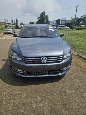 Volkswagen Passat 2015 Gray