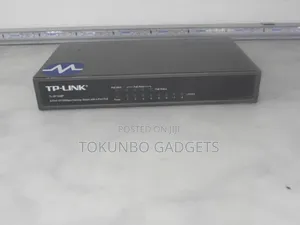 Tp-Link Tl-Sf1008p 8-Port Poe 10/100mbps Desktop Network Switch