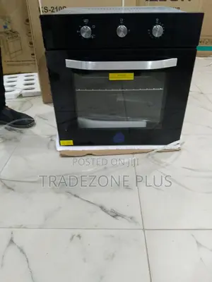 Homestar Space-Saving Electric Oven With Large Interior Capacity