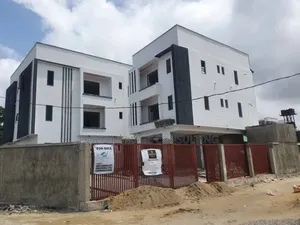 2bdrm Block of Flats in Ilasan for sale