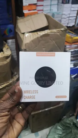 Qi Fast Wireless Charging Pad – 15w Slim Universal Charger