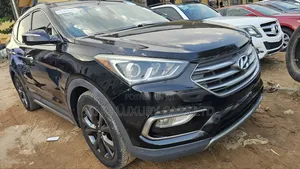 Hyundai Santa Fe SE Ultimate FWD 2017 Black