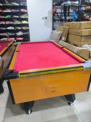 Stylish Coin-Leg Snooker Board – Perfect for Homes Game Centers