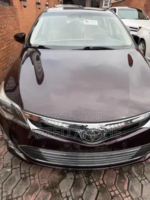 Toyota Avalon Limited Sedan FWD (3.5L 6cyl 6A) 2013 Brown