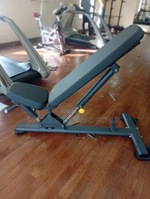 Adjustable Weight Bench
