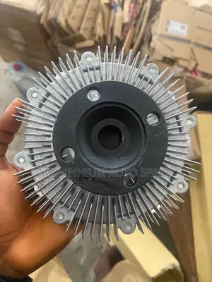 Fan Clutch Toyota Hilux, Prado, Tundra 5l Engine