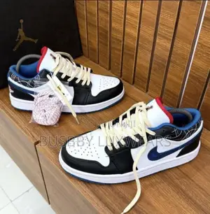Air Jordan 1 Low Se Industrial Blue Sneakers