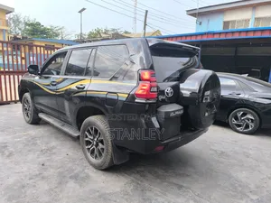 Toyota Land Cruiser Prado 4.0 Petrol TX 2012 Black