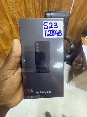 New Samsung Galaxy S23 128 GB Black
