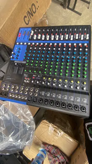 Yamaha Mixer 16 Channels Mg16