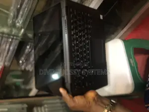 Laptop Dell Inspiron 13 5000 8GB Intel Core I5 SSD 256GB