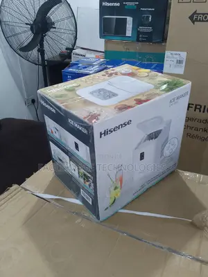 Brand New Hisense 12kg Ice Maker Icm1263 With Ice Scoop