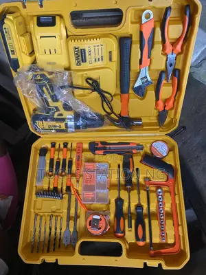 Dewalt Screw Machine