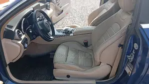 Mercedes-Benz C300 2016 Blue