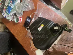 Jaguar Xj Engine Coolant Recovery Tank 2010-2018