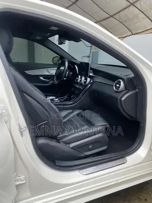 Mercedes-Benz C400 4Matic AWD Sedan (3.0L V6 7A) 2015 White