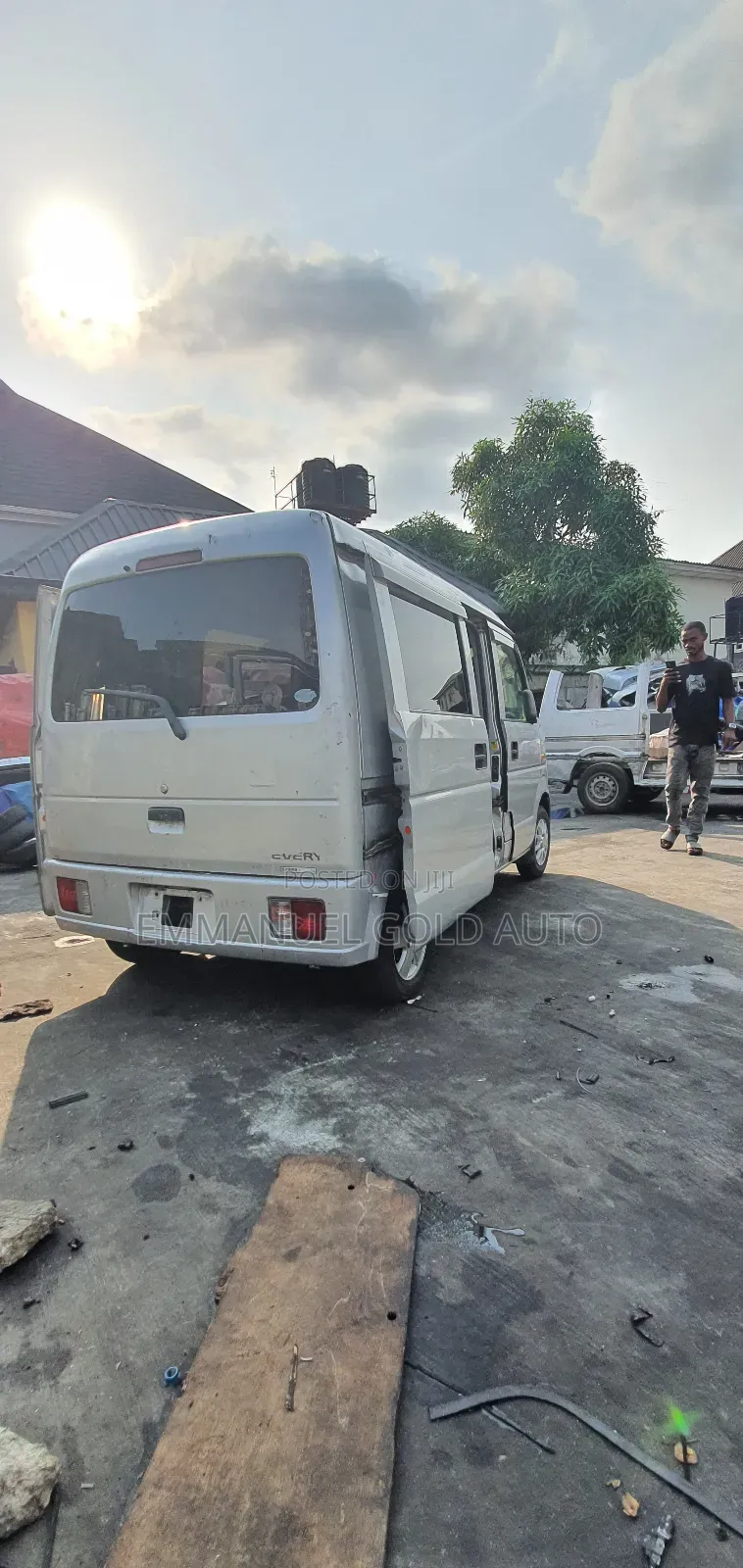 Suzuki APV Minibus 2010 Silver
