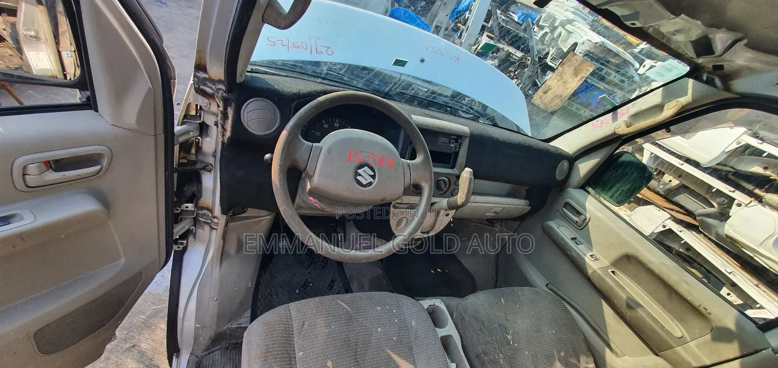 Suzuki APV Minibus 2010 Silver